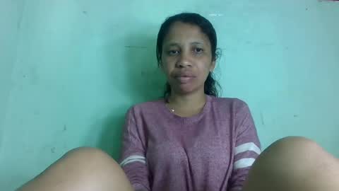 sandrinah788632 online show from August 3, 5:50 am