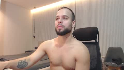 DeAlex online show from November 14, 11:42 am