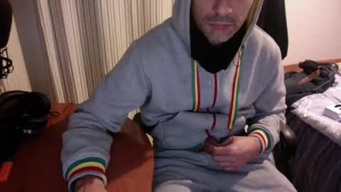 lucas online show from December 19, 4:25 pm