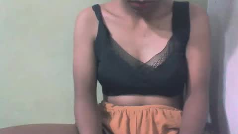 Snapshot of sandy735579 chatting on January 19, 4:33 pm sandy735579 online show from January 19, 4:33 pm