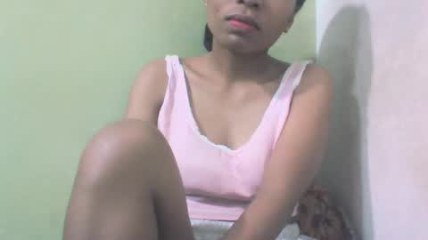 Snapshot of sandy735579 chatting on February 27, 3:17 am sandy735579 online show from February 27, 3:17 am