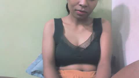 Snapshot of sandy735579 chatting on February 28, 5:03 pm sandy735579 online show from February 28, 5:03 pm