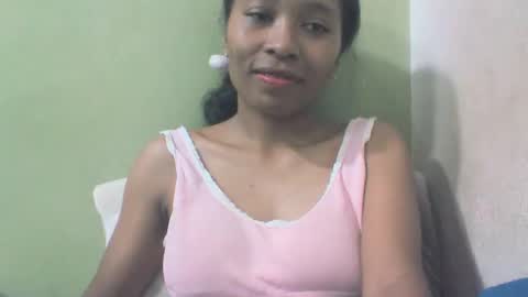 sandy735579 online show from May 4, 5:14 am