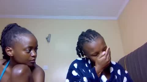 Snapshot of sandy_bby1 chatting on October 19, 8:48 am sandy online show from October 19, 8:48 am