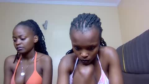 Snapshot of sandy_bby1 chatting on October 20, 12:05 pm sandy online show from October 20, 12:05 pm