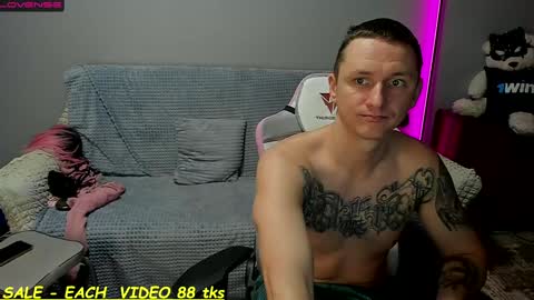 Sandy and Chris online show from January 20, 6:42 am