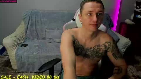 Sandy and Chris online show from January 21, 7:37 am