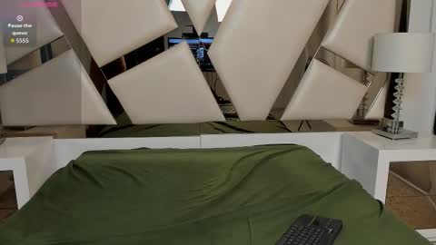 Snapshot of sandyhouston chatting on February 8, 1:58 pm Sandy Houston online show from February 8, 1:58 pm