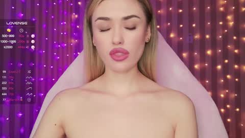 Sandy online show from February 24, 3:02 am