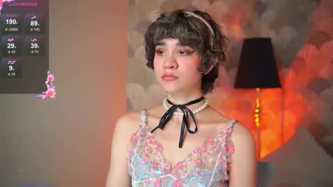 Viola  online show from December 13, 9:09 pm