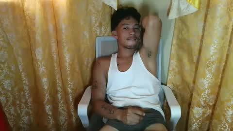 Snapshot of sangre_adamusxxx chatting on March 1, 3:08 am sangre_adamusxxx online show from March 1, 3:08 am