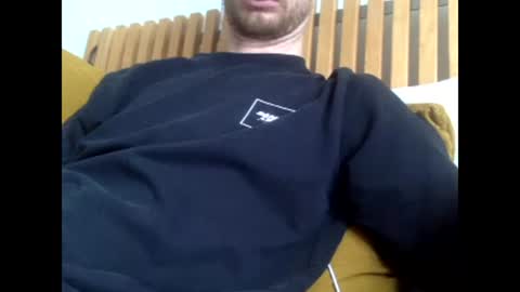 Snapshot of sansha1305 chatting on March 2, 10:38 pm sansha1305 online show from March 2, 10:38 pm