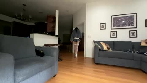 Santana online show from November 28, 6:38 am