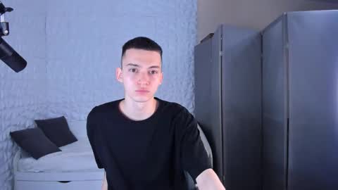 Snapshot of santiago__perez chatting on November 18, 2:54 pm santiago__perez online show from November 18, 2:54 pm