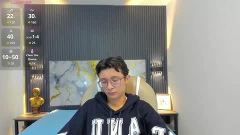 santiago_russo18 online show from October 25, 12:02 pm