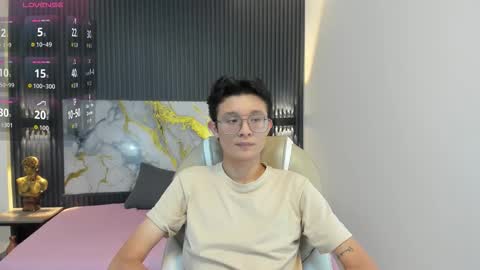 santiago_russo18 online show from November 7, 7:14 pm