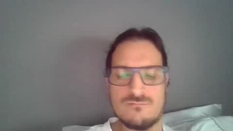 santiagorivera012477 online show from November 9, 7:01 pm