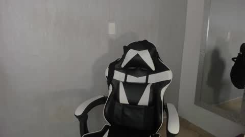 Julius Novachrono  online show from October 10, 8:08 pm