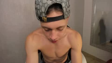 Julius Novachrono  online show from October 17, 7:38 pm