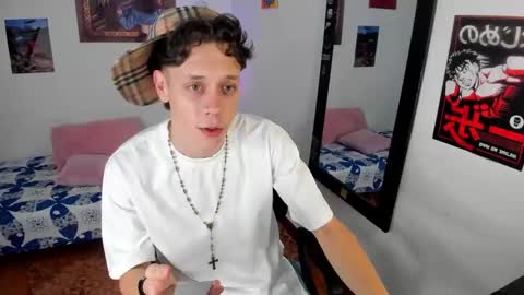 Julius Novachrono  online show from February 14, 4:31 am