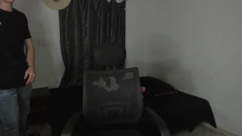 Julius Novachrono  online show from March 27, 9:14 pm