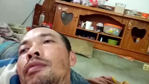 santichai561323 online show from May 15, 2:07 am