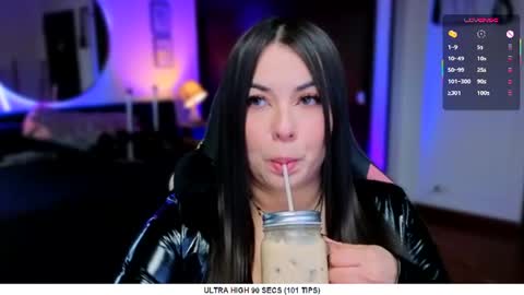 Snapshot of santos_liah chatting on July 15, 2:00 pm Liah Santos online show from July 15, 2:00 pm