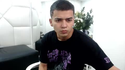 SanttiiBuck online show from February 26, 11:53 am