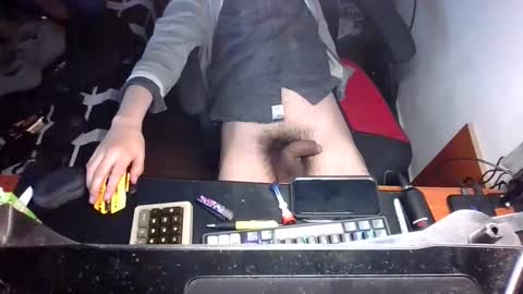 Snapshot of santuronvargas chatting on December 3, 5:04 am santuronvargas online show from December 3, 5:04 am