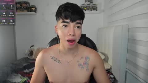 Mr. Santiago online show from February 24, 1:31 pm