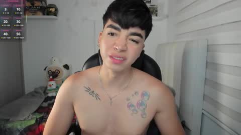 Mr. Santiago online show from March 27, 2:06 pm