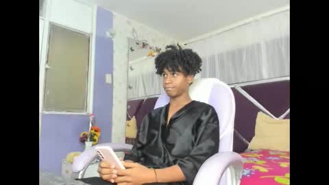 Snapshot of santy_bigcock_01 chatting on January 7, 2:30 pm santy online show from January 7, 2:30 pm