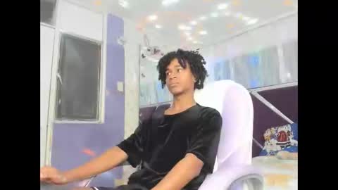 Snapshot of santy_bigcock_01 chatting on January 15, 1:10 am santy online show from January 15, 1:10 am