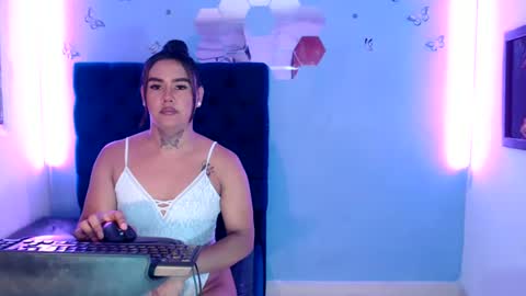 Snapshot of santy_dirtyhot chatting on January 2, 7:29 pm santy_dirtyhot online show from January 2, 7:29 pm