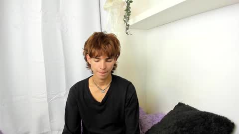 Snapshot of santy_kitty chatting on January 8, 3:08 am kitty online show from January 8, 3:08 am