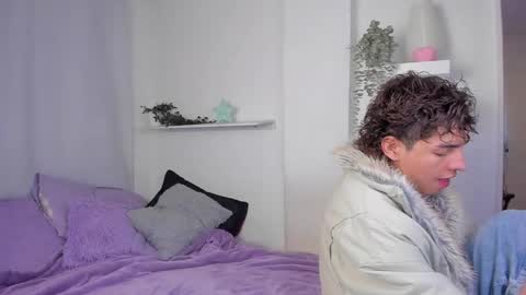 Snapshot of santy_kitty chatting on January 18, 1:20 am kitty online show from January 18, 1:20 am