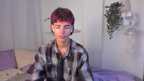 Snapshot of santy_kitty chatting on February 26, 2:10 am kitty online show from February 26, 2:10 am