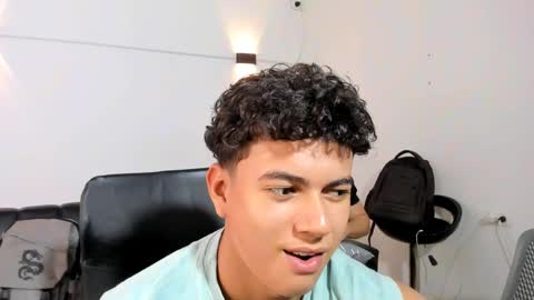 santy_stump online show from March 29, 9:26 pm