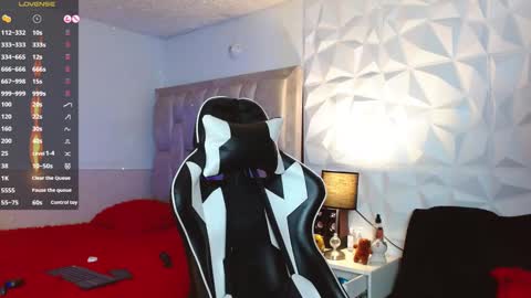 Santyago online show from December 8, 9:08 pm