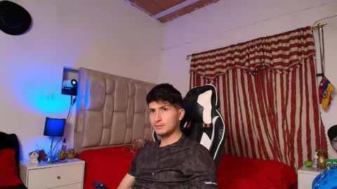 Santyago online show from December 14, 2:12 am