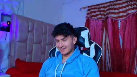 Santyago online show from December 20, 10:43 pm