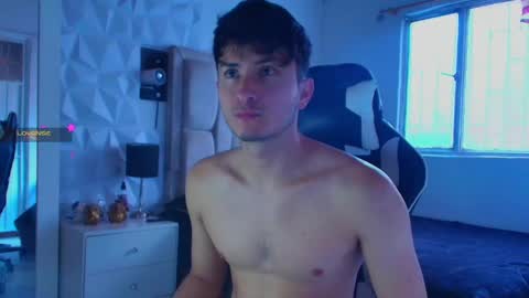 Santyago online show from December 31, 1:30 pm