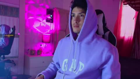 Santyago online show from December 31, 9:17 pm