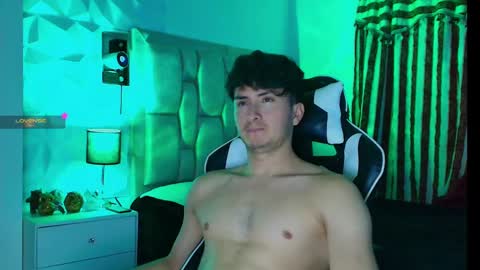 Santyago online show from January 20, 11:54 pm