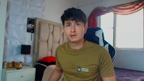 Santyago online show from January 28, 1:27 pm