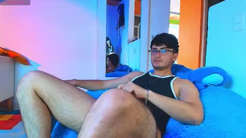 Santyago online show from February 13, 7:10 pm