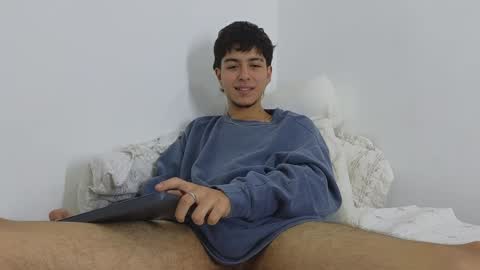 santybig18 online show from December 17, 6:45 am