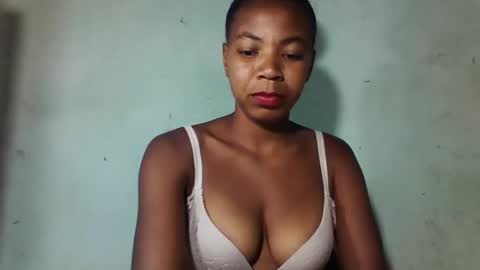 sanyah0123 online show from December 5, 10:35 am