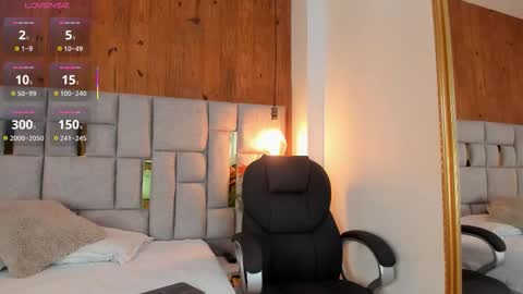 Saori  online show from September 30, 11:59 am