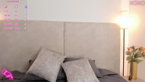 Saori  online show from November 18, 11:58 am